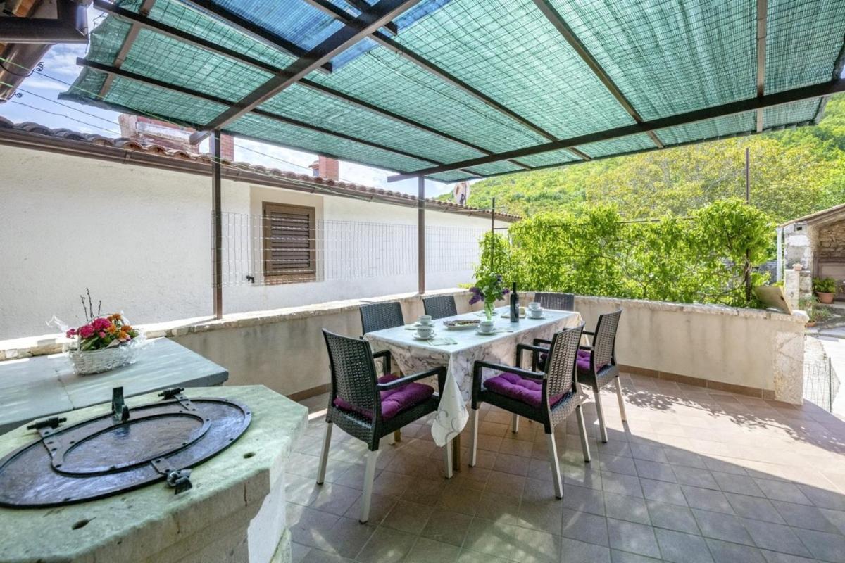 Marina Plomin In Plomin - Haus Fuer 6 Personen 빌라 외부 사진
